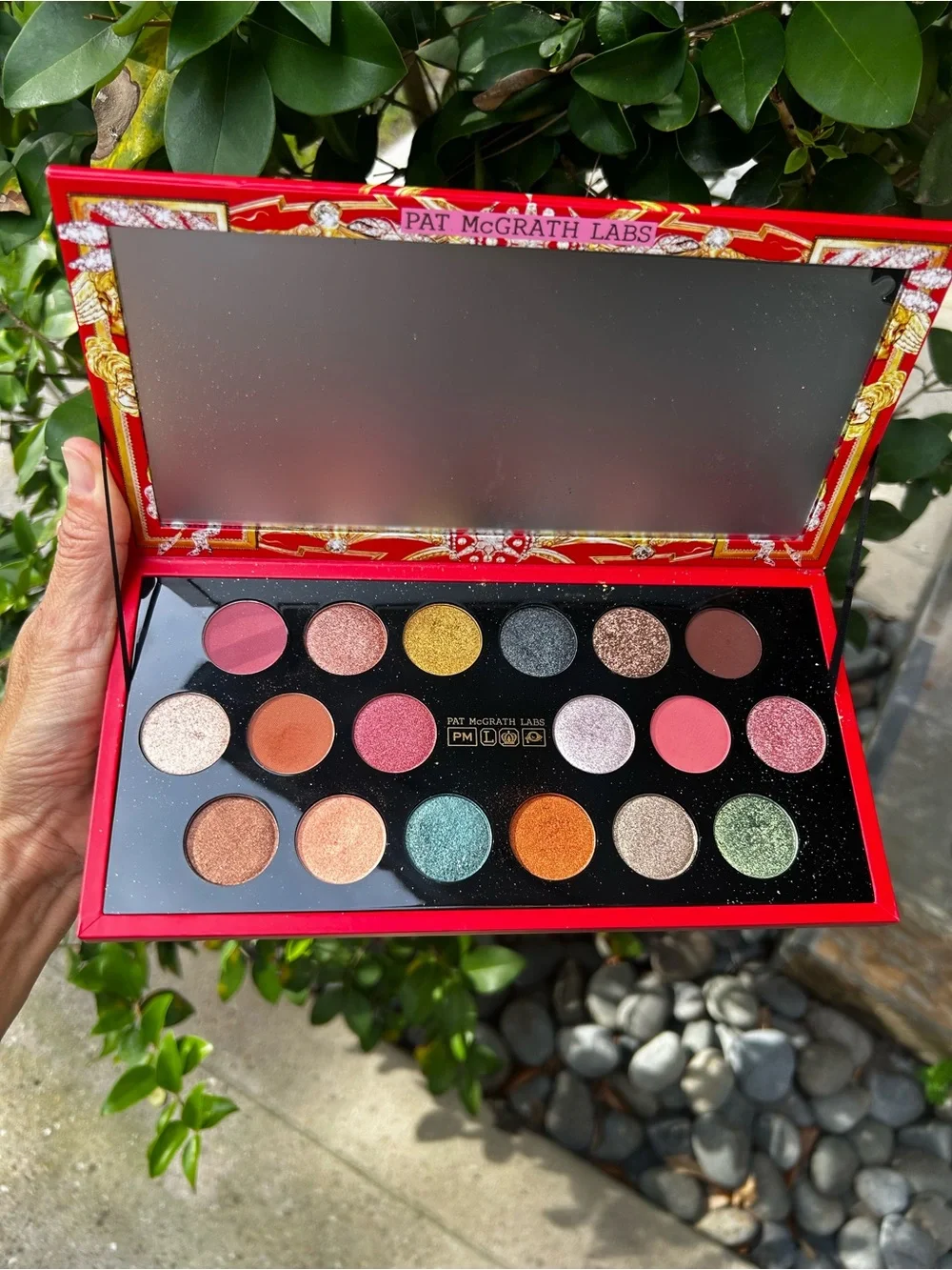 PAT McGRATH LABS eyeshadow pallet MTHRSHP MEGA CELESTRIAL ODYSSEY